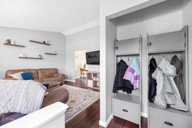 7795 Stanburn Rd, Columbus, OH 43235 - photo 4