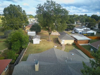 1508 N 13th St, Duncan, OK 73533 - photo 2