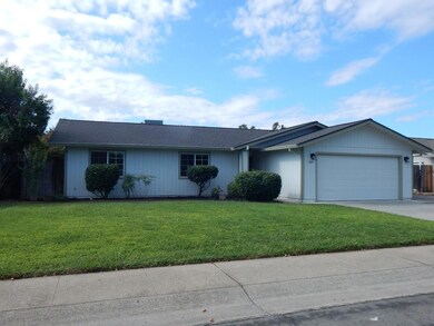 3369 Auburn Dr, Redding, CA 96001 - photo 2