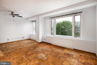 The Potomac Plaza Co-op unit 402, Washington, DC 20037 - photo 3