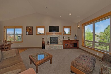 34 NW Skyliner Summit Loop, Bend, OR 97701 - photo 3