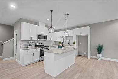 980 Randolph St, Houston, TX 77088 - photo 2