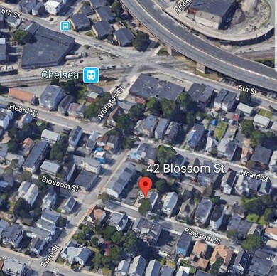 42 Blossom St, Chelsea, MA 02150 - photo 3