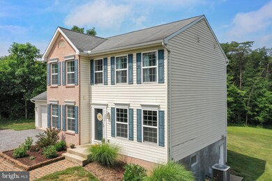 466 Pine Acre Ln, Berkeley Springs, WV 25411 - photo 5