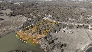 119 Chisum Dr, Millsap, TX 76066 - photo 4