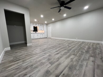 3106 10th St, Bay City, TX 77414 - photo 7