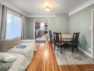 8805 Whitlock Ave, Dearborn, MI 48126 - photo 7