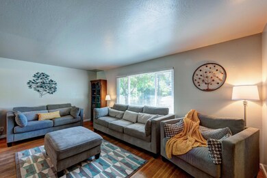 1781 Regent Ave, Redding, CA 96001 - photo 4