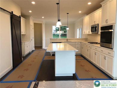 590 Hexenkopf Rd, Hellertown, PA 18055 - photo 3