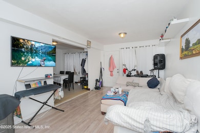 163 Boyd St, Staten Island, NY 10304 - photo 3