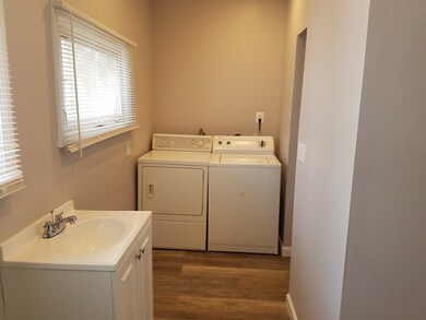 18 Puffer St, Lowell, MA 01851 - photo 7