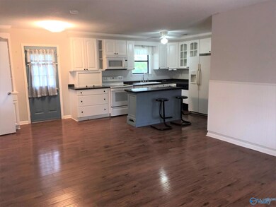 22193 Bragg St, Athens, AL 35613 - photo 6