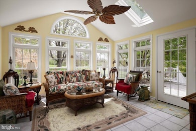 1049 Laurel Grove Rd, Winchester, VA 22602 - photo 5