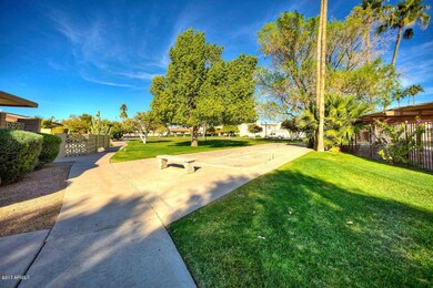 7636 E Camelback Rd, Scottsdale, AZ 85251 - photo 2