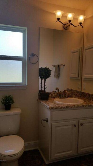1480 hall bath