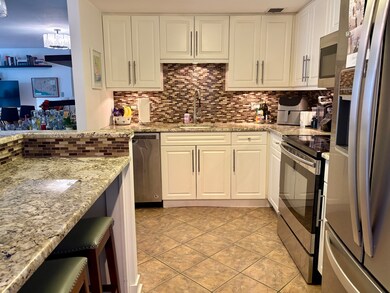 unlisted-address, Chicago, IL 60654 - photo 3