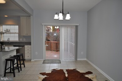 13102 Rosebay Dr, Germantown, MD 20874 - photo 5