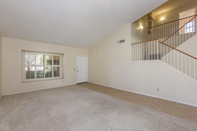 5) FORMAL LIVING/DINING