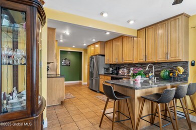 14 Priscilla Ln-18