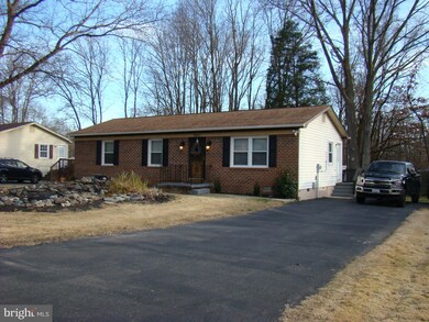 9817 Meadowview Dr, Newburg, MD 20664 - photo 2