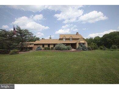 6616 Blueberry Ln, Pipersville, PA 18947 - photo 4