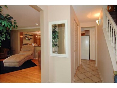 Entry/Foyer.