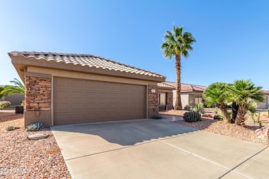 15627 W Desert Crown Way, Surprise, AZ 85374 - photo 2