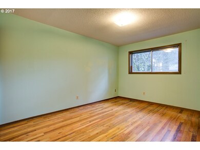 16514 Carnegie Ave, Lake Oswego, OR 97035 - photo 5