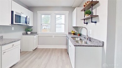 105 N Clairmont Ave, Springfield, OH 45503 - photo 7