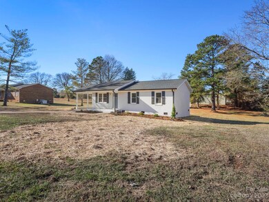 1808 Sulphur Springs Rd, Shelby, NC 28152 - photo 6