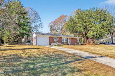 407 N Willow St, Angier, NC 27501 - photo 6