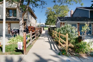Path to elementary school at end of cul-de-sac