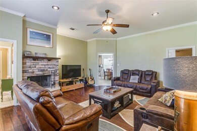 517 Crow Ave, Weatherford, TX 76085 - photo 6