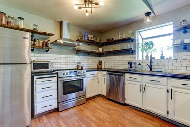 3279 SW Pumice Place, Redmond, OR 97756 - photo 5