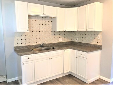 96 Nonotuck Ave unit 3R, Chicopee, MA 01013 - photo 3