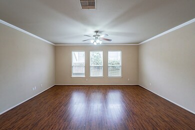 6110 Stilson Branch Ln, Houston, TX 77092 - photo 5