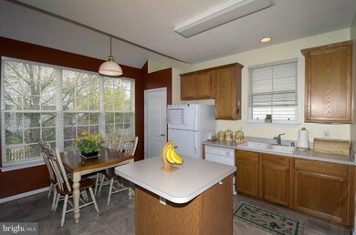 26173 Lands End Dr, Chantilly, VA 20152 - photo 7