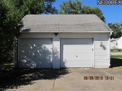 26115 Cook Rd, Olmsted Falls, OH 44138 - photo 3