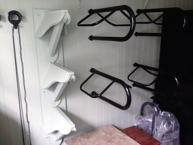 2792 Appaloosa Trail unit Barn, Wellington, FL 33414 - photo 2