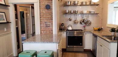 Eat in Kitchen