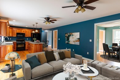 2 Highpointe Cir, Kittery, ME 03904 - photo 6