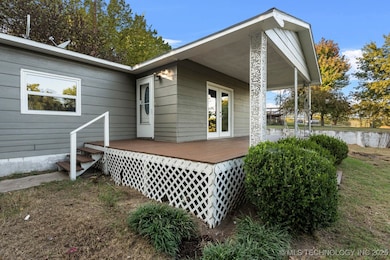 705 Chickasaw St, Bernice, OK 74331 - photo 3