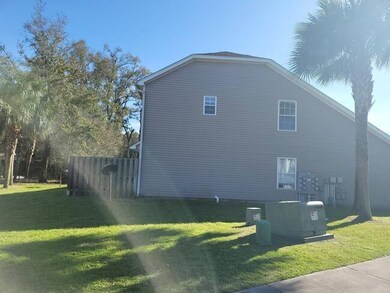 27 Guinevere Ln unit A, Crawfordville, FL 32327 - photo 2