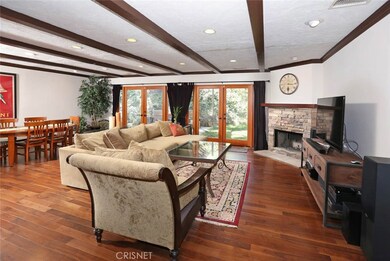 22391 Macfarlane Dr, Woodland Hills, CA 91364 - photo 6