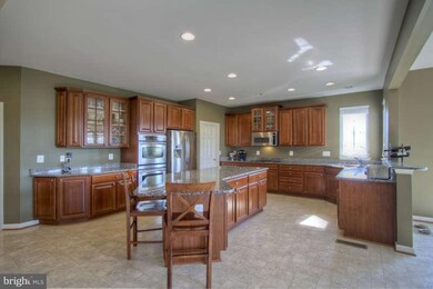 34 Bruce St, Stafford, VA 22554 - photo 2