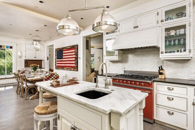 6 Kitchen