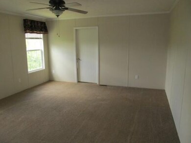 200 Irish Ridge Rd, Harrodsburg, KY 40330 - photo 5