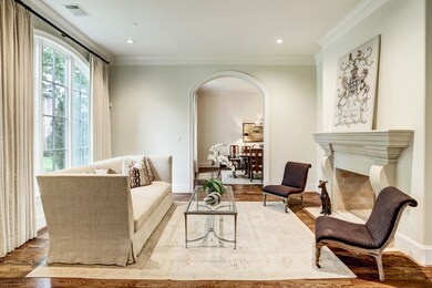 11619 Chartwell Ct, Houston, TX 77024 - photo 6