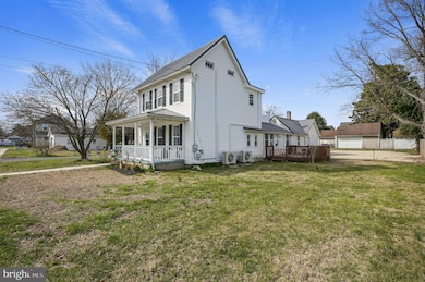 100 Third St, Harrington, DE 19952 - photo 2