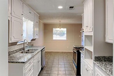 2120 Hurstview Dr, Hurst, TX 76054 - photo 7